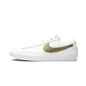 Blazer Low Premium "White/Metallic Gold"