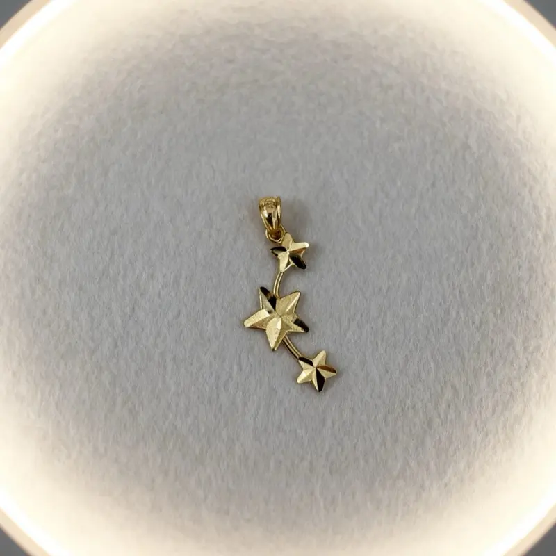 10k Star Gold Charm, Casual Daily Elegant Jewelry for Fashion Enthusiasts, Adults' Costume Accessory Pendant