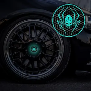 4pcs Skeleton Spider Car Wheel Hub Center Stickers, Vinyl Night Safety Warning Car Wheel Hub Stickers Suitable for Car, Truck, SUV Wheel Hub Circular Decorative Patch Car Parts