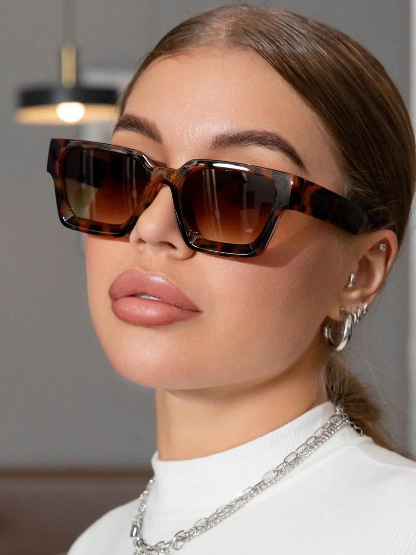 Unisex Vintage Tortoiseshell Square Frame Sunglasses, Trendy Casual Full Rim Sunglasses for Everyday Use, Fashion Accessories for Outdoor Activities, Trendy Beach Eyewear, Square Sunnies