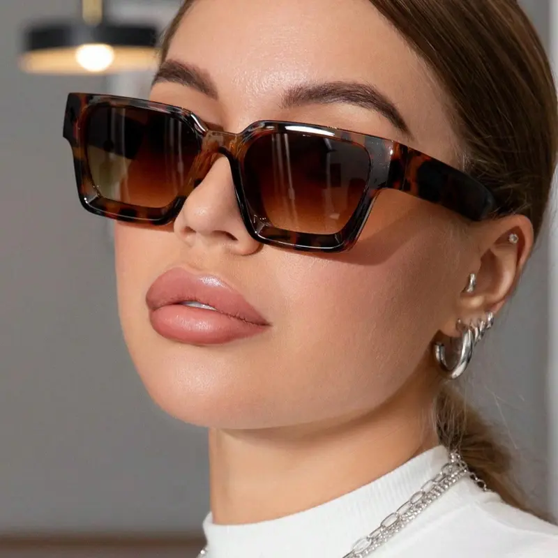 Unisex Vintage Tortoiseshell Square Frame Sunglasses, Trendy Casual Full Rim Sunglasses for Everyday Use, Fashion Accessories for Outdoor Activities, Trendy Beach Eyewear, Square Sunnies