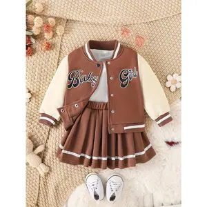 Girls' American Style Patchwork Baseball Jacket & Preppy Pleated Skirt Set, Long Sleeve Crew Neck with Applique Lettering, Knee-Length Regular Fit for Fall/Winter, Perfect for Outdoor