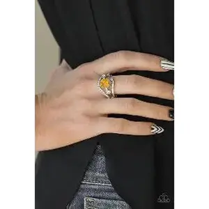 Paparazzi - Rich With Richness - Yellow