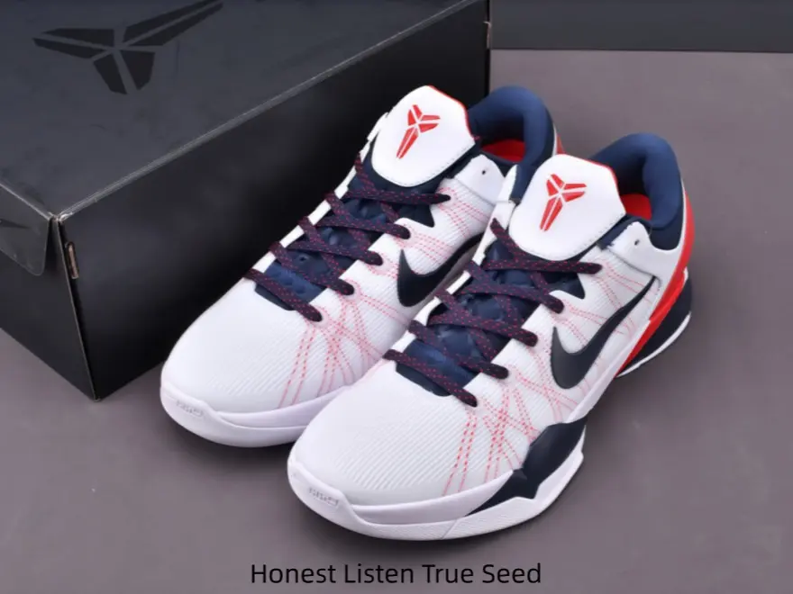 White Mesh Low Top Basketball Sneakers Thin Red Line Print Navy Inner Collar Two-Tone Cushion Sport Sole