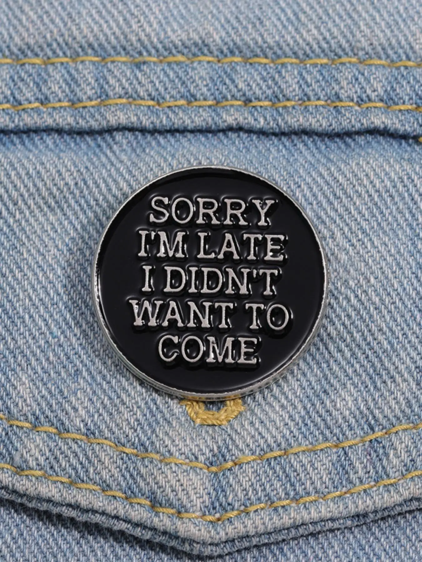 Round Slogan Pattern Brooch, Fashion Jewelry Accessories for Men & Women for Party, Daily Clothing Decor, Trendy All-match & Exquisite Brooch for Birt