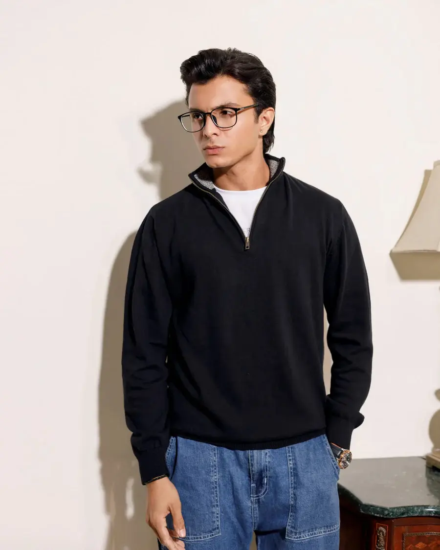 Black/Grey Soft Knit Sweater - Comfortable & Stylish Men's Pullover for Everyday Wear