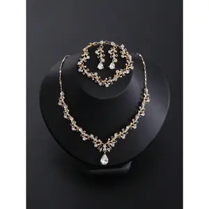 4pcs Jewelry Set, Featuring Rhinestone Inlaid Necklace, Earrings, Bracelet & Ring, Bridal & Women's Wedding Dress Accessories, Party & Stage Performance Decorations