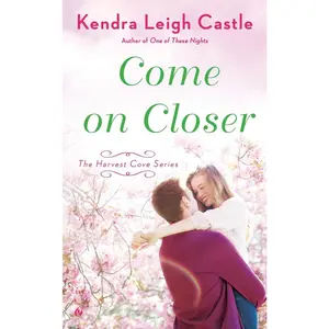 USED Book - Come on Closer by Castle, Kendra Leigh (Mass Market Paperback) - english