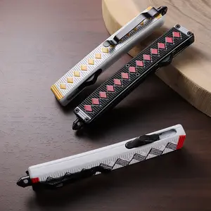 Multifunctional stainless steel fruit knife, the ideal choice for outdoor, kitchen and fruit cutting! Sharp blade, elegant and portable design