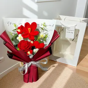 Hand Knitted Crochet Rose Bouquet Artificial Yarn Flowers Love Heart Bouquet for Girlfriend Best Friend Birthday Mother's Day Gift glass bouquet