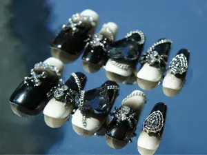 NAIL NOVA HANDMADE Chainlink Obsidian 10 PCS Press-on Nails with real RHINESTONE Long-lasting Reusable TOOL KIT INCLUDED salon-quality gel