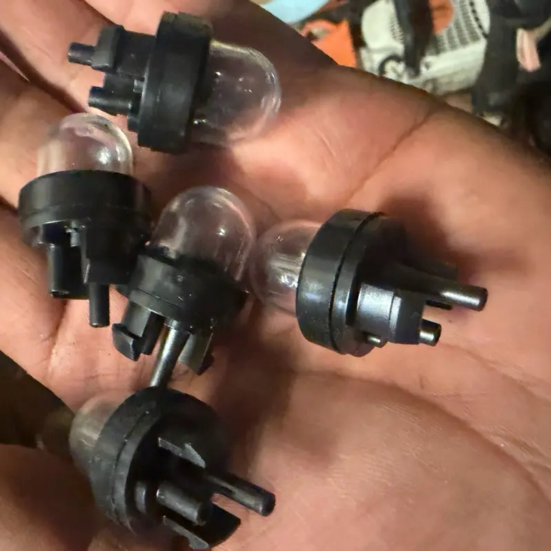 Primer bulb