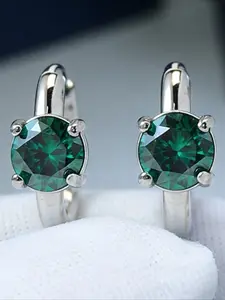 1pair 0.5 Carat Stainless Steel Green Synthetic Moissanite Earrings, for Lady & Gentle, Daily & Wedding Accessory, Ideal for Christmas & Anniversary Gift, with Gift Box