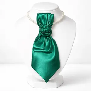 Green Rose Twisted Tie