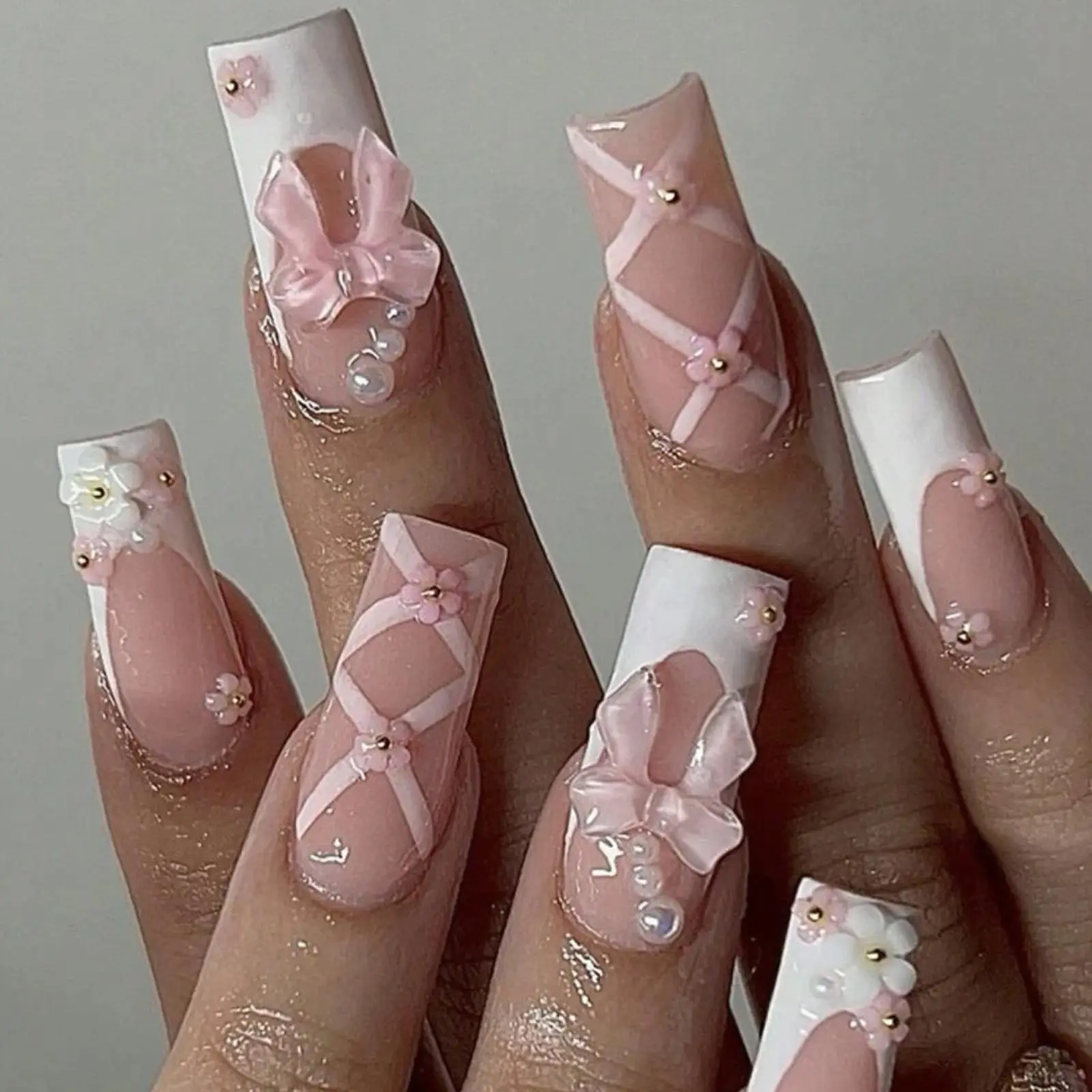 Bow Decor Fake Nails with Nail File & Tape, 24pcs French Style Press on Nails for Women & Girls DIY Nail Art, Nail Design, Elegant Stick on Nails Kit, Transferable Nail Art, Nail Art Set, False Nail Kits