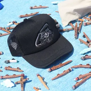 SkyMob Black Adjustable Trucker Hat with SkyMob Logo Design & Unique SkyMob Logo Accessories Included - Stylish and Functional