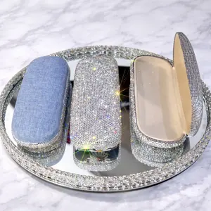 Bling Elegant and cool eyeglass case studded with glass rhinestones, portable sunglasses storage box, durable protective container, practical eyewear accessories for school and office. Useful eyeglass case, eyeglass holder, and eyewear accessories.
