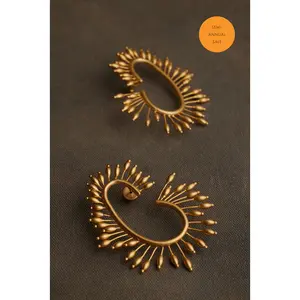 JARI EARRING