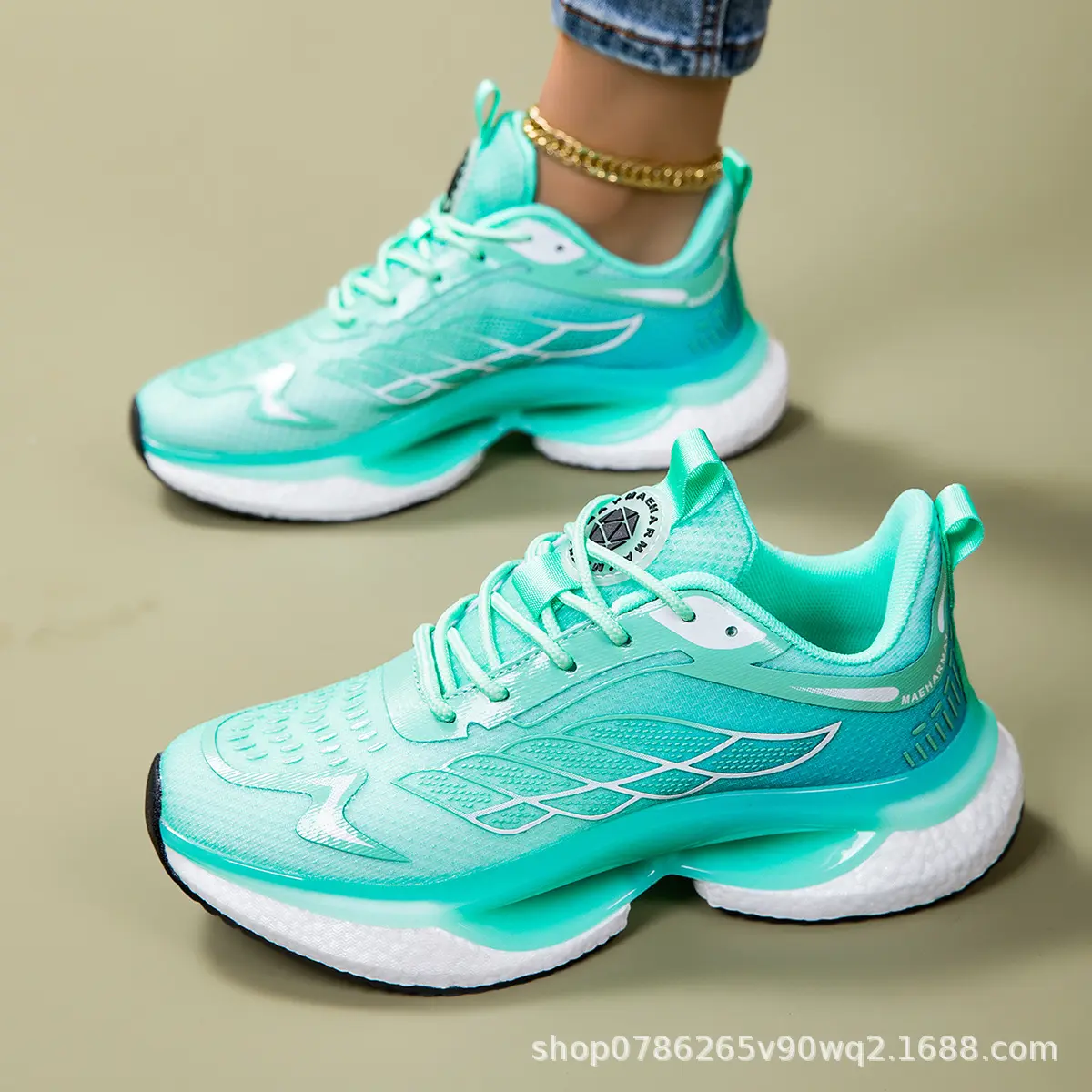 Peppermint Green 036