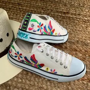 Embroidered Tennis Shoes - Mexican Sneakers - Artisanal Shoes - Casual Mexican Shoes - Embroidered Sneakers - Mexican Shoes - Tennis Mexican