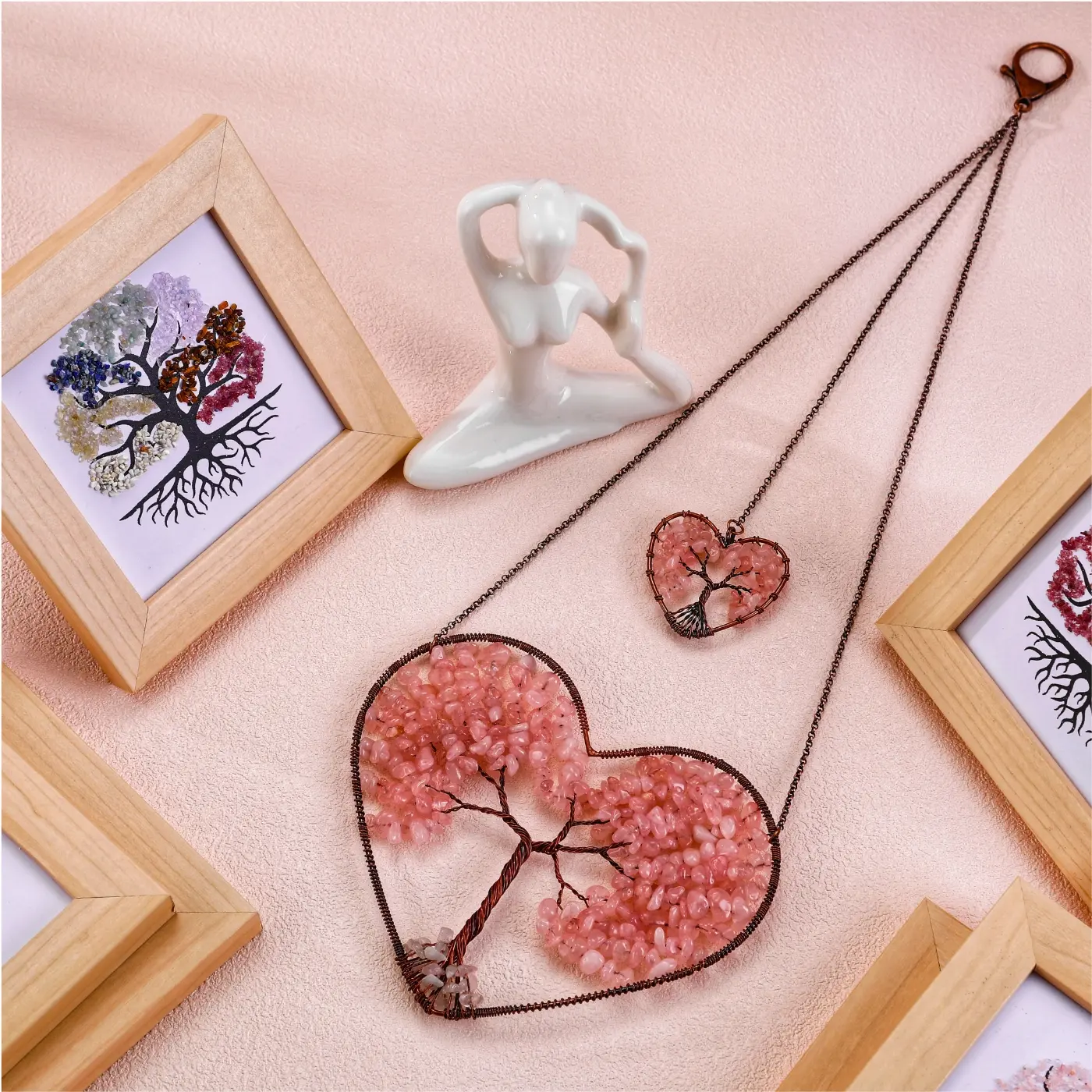[Magic Crystal] Heart-shaped Chakra Tree Natural Crystal Hanging Ornament - Peach Blossom Dream Catcher Wind Chime, Rose Quartz - Enchanting Home, Party & Festival Decor For Romantic Celebrations, Perfect Valentines Day, Chrismas and New Year Gift