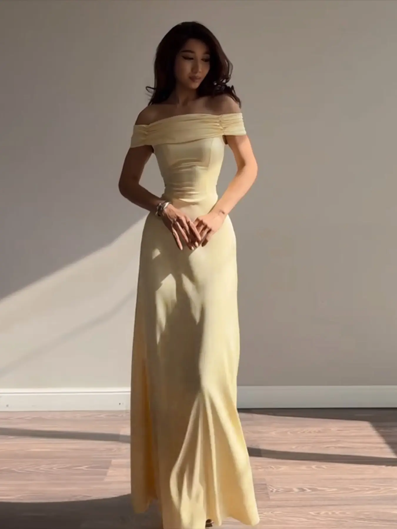 One Shoulder Satin A-Line Slim Dress with Bow Tie, Elegant Formal Wear  Evening Gown, Perfect for Parties and Special Occasions - TikTok Shop