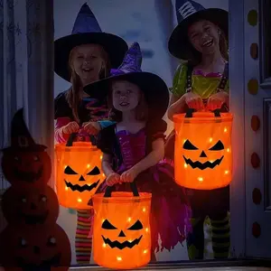 LED Light Halloween Decoration Trick or Treat Bucket with Collapsible Pumpkin Candy Bags Thanksgiving Party Gift Basket Party