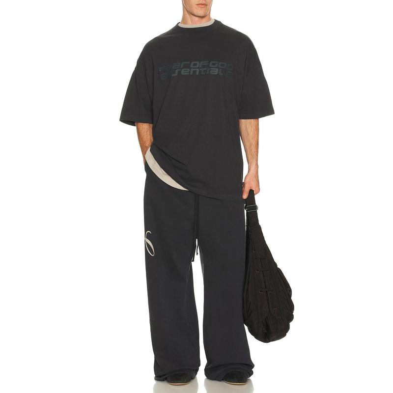 Fear of God ESSENTIALS 90'S Short Sleeve Tee in Vintage Black