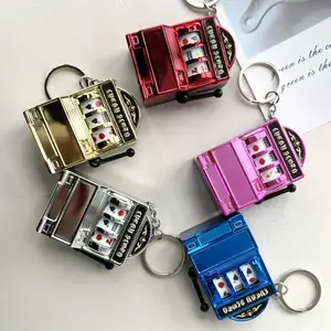 Fun Slot Machine Keychain, Multi-Color Creative Hanging Decoration, Realistic Game Machine Key Chain, Stress Relief Toy, Trendy Accessory Gift
