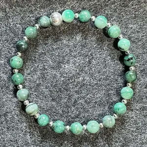 ( Crystal raw emerald) Green Color Bracelet