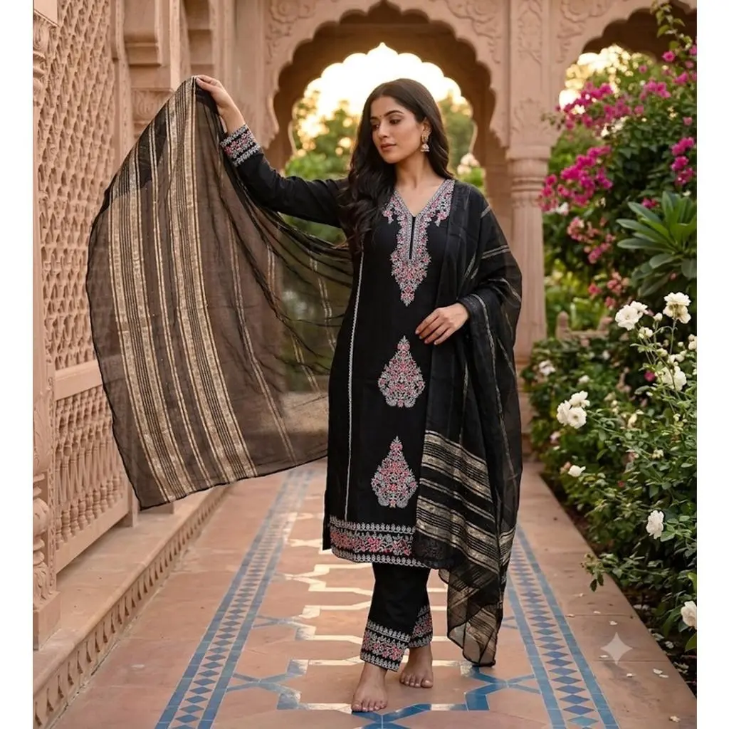 Women's Elegant Ethnic Kurta Set with Embroidered Floral Details Sheer Mesh Dupatta Size 42 Traditional Suit for Festivals Weddings