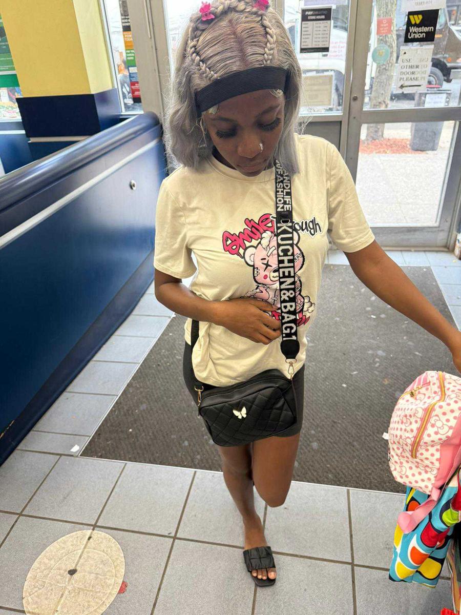 Item: 13X4 Straight Lace Front Wig, 18 inches 