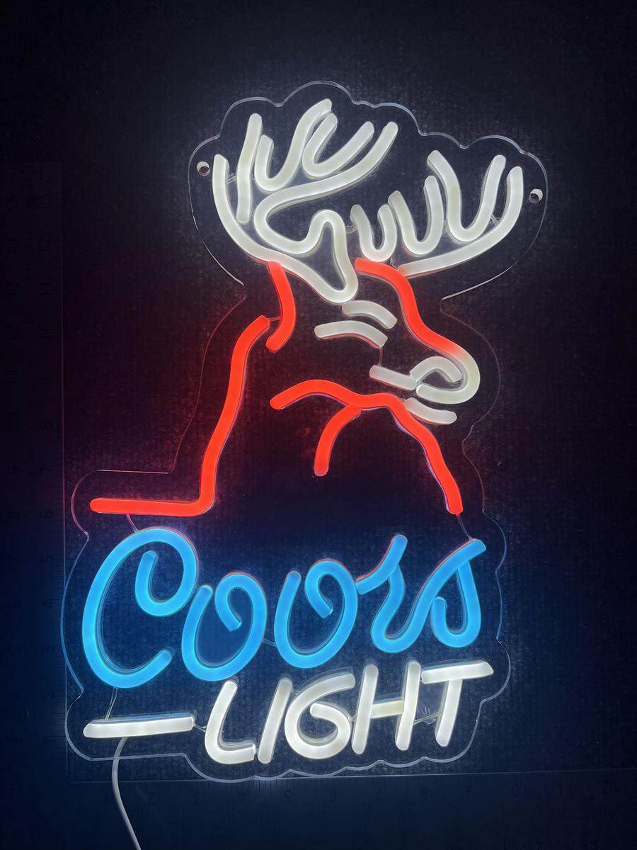 Item: Deer Head Crs Light