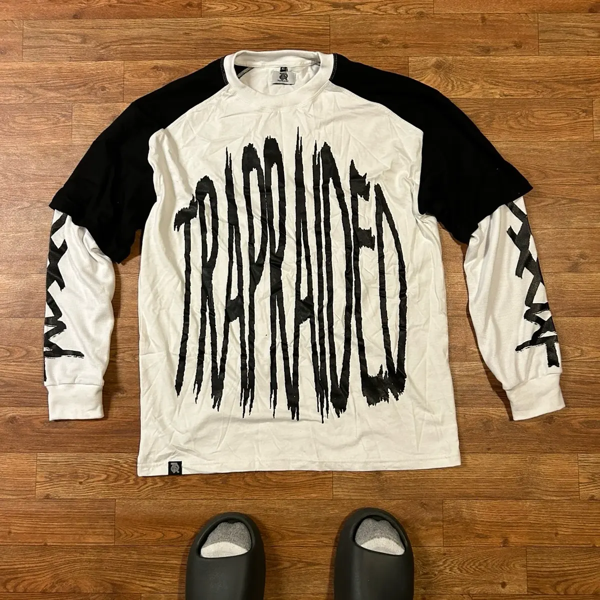 Trapraided Double layered tee