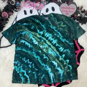 Malachite Ripple Geode Ice Tie Dye Shirt Unisex Tee