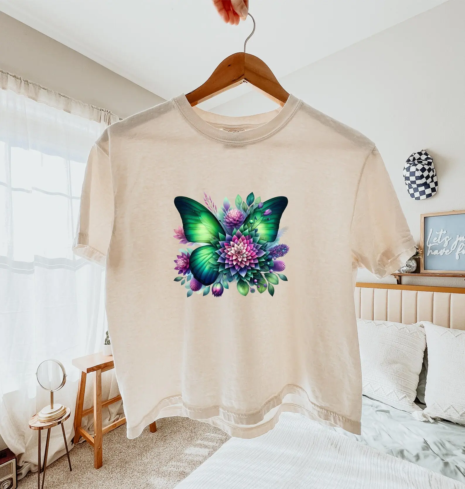 Comfort Colors® Boxy Tee Floral Butterfly Crop Top, Retro Botanical T-Shirt, Aesthetic Emerald Green Summer Shirt, Vintage Flower Garden Top