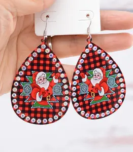 Beaded Christmas earrings