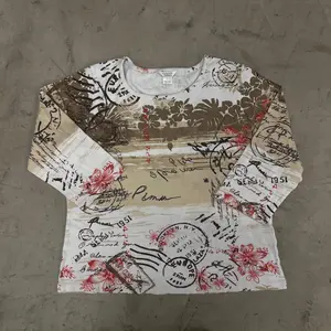 VTG Woman’s Christopher & Banks LS Top