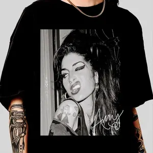 Amy Winehouse Unisex Vintage Shirt, Vintage Amy Winehouse T-shirt, Retro Amy Winehouse Tee, Amy Winehouse Top, Amy Winehouse Fans Gift