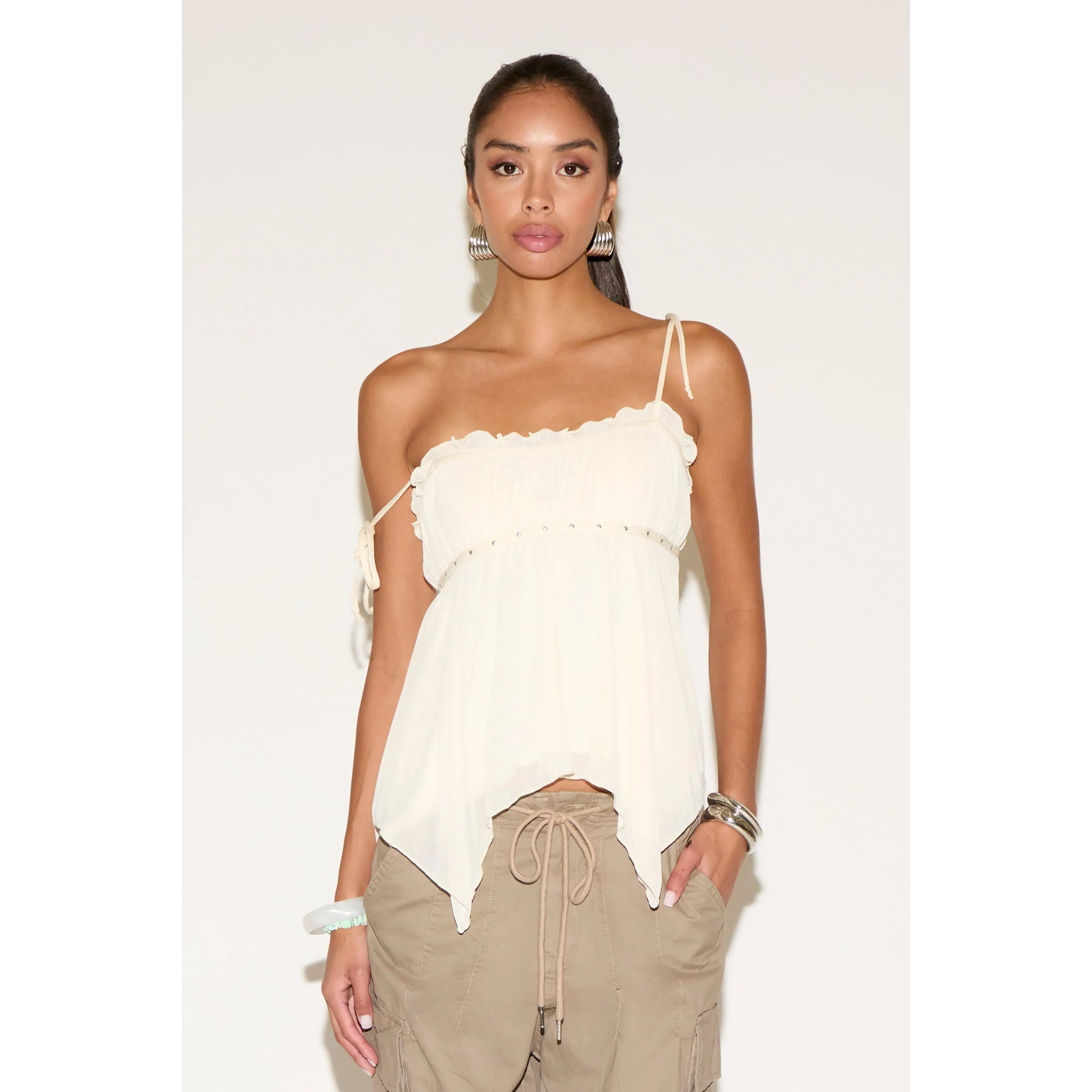 HANDKERCHIEF HEM TIE STRAP BABYDOLL TOP