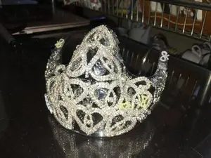 Boss Bling Face Mask - Silver Bling Face Mask with 1 Attribute Listed