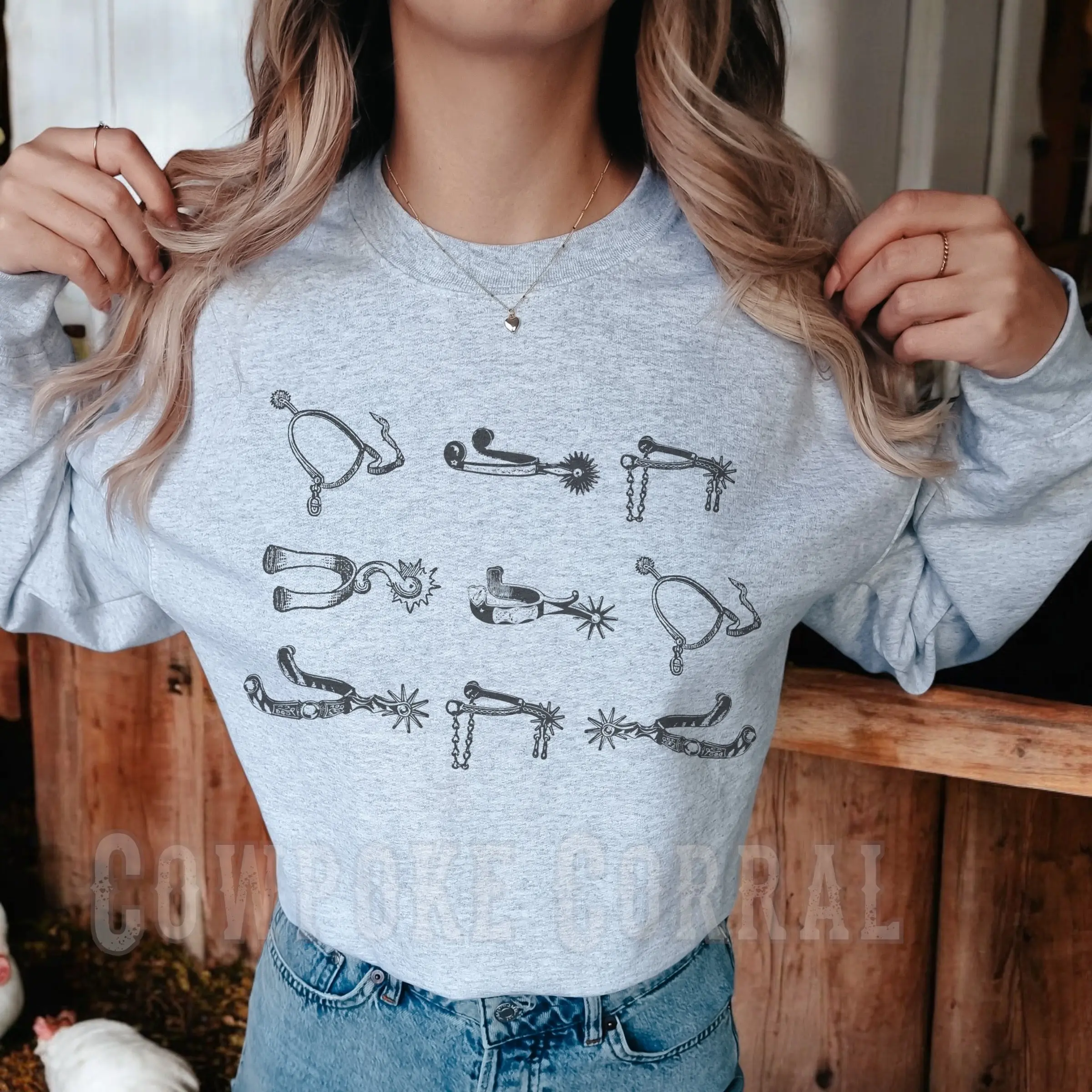 VINTAGE SPURS Crewneck Sweatshirt - Casual Women's Hoodie in Gray with Graphic Design, Comfortable Cotton Pullover
