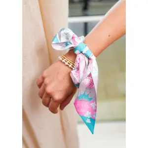 Zeta Tau Alpha Heirloom Scarflette™
