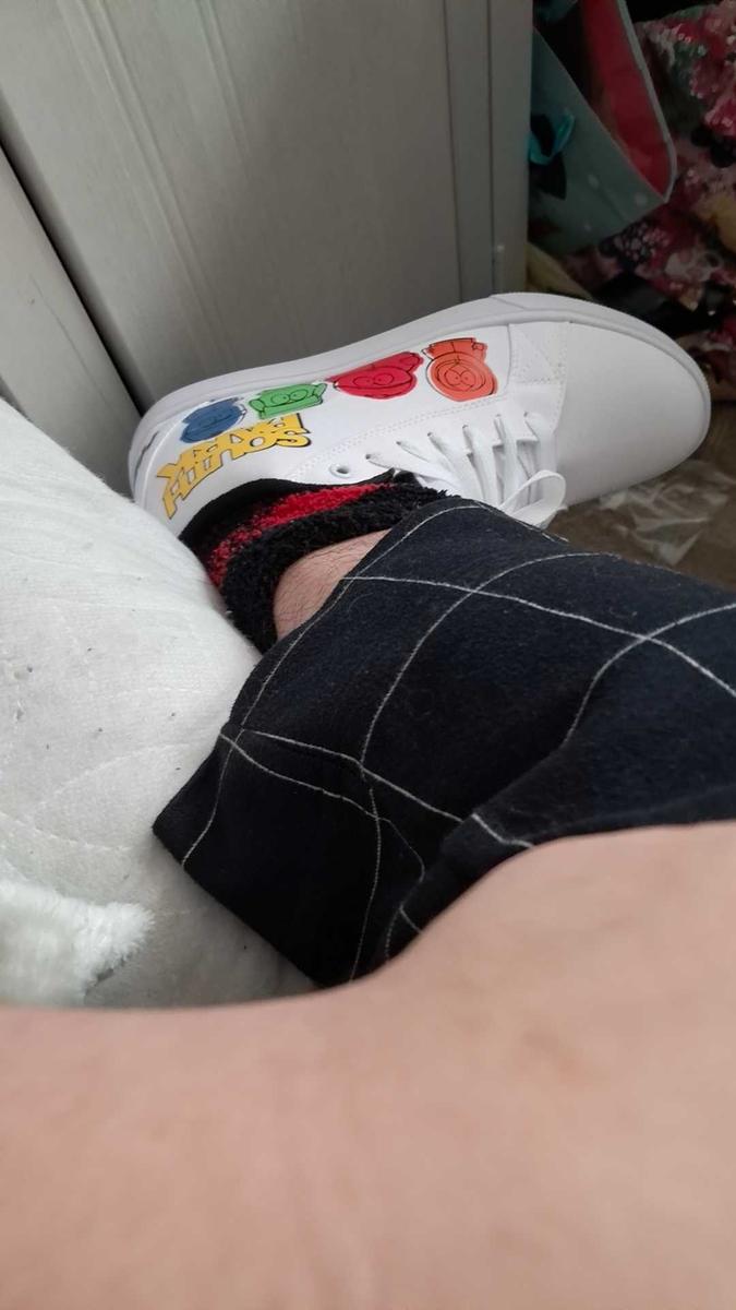 Item: 7W, WHITE/YELLOW