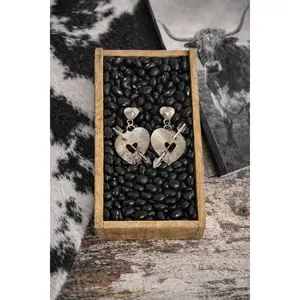 THE ARROW HEART EARRINGS