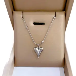Geometric Pattern Heart Style Silver Necklace for Women