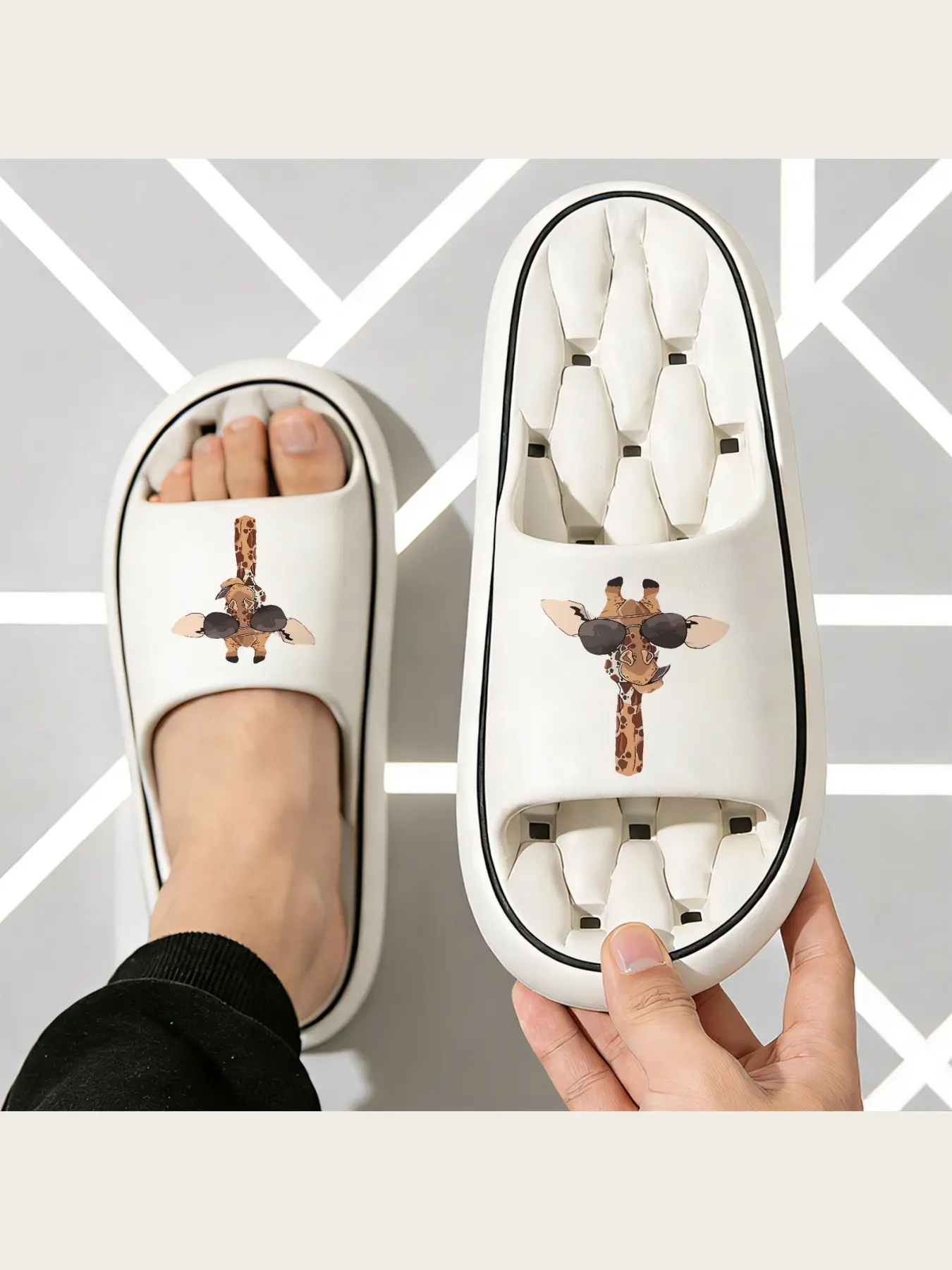 Giraffe Print Slippers for Women Men Cute Animal Face Design with Sunglasses Comfortable Indoor Outdoor Non-Slip House Shoes Lightweight Soft Sole Summer Casual Footwear