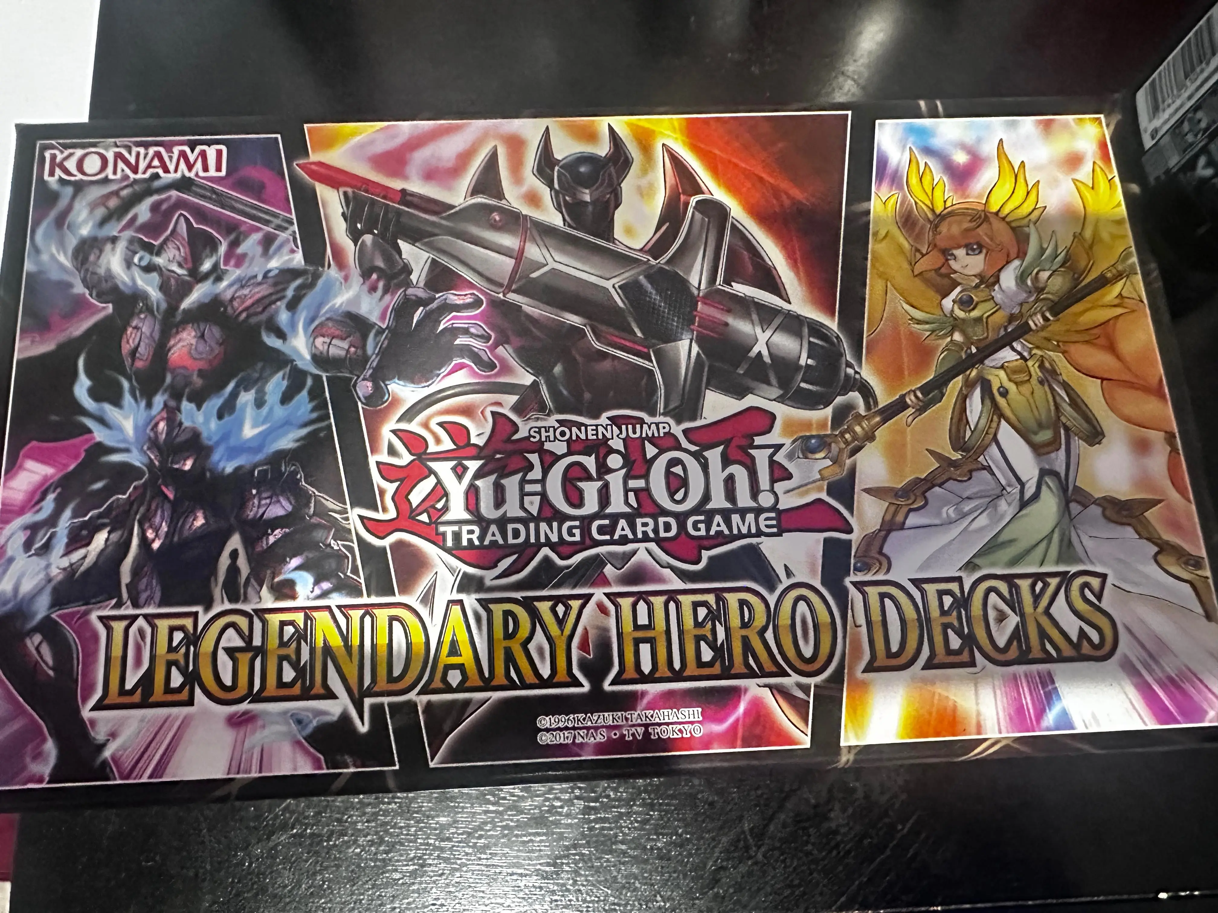 Yu-Gi-OH! THE LEGENDARY HERO DECK