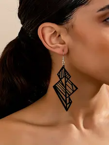 Elegant Geometric Dangle Earrings for Women, Stylish Hollow Out Design, Long Drop Fashion Jewelry, Versatile Accessory, Fashionable Jewelry Accessories