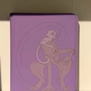 Mewtwo & Mew tag team binder